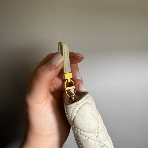 Dior Caro Heart Wallet - Picture 10 of 11